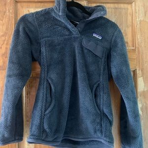 NEVER WORN, BRAND NEW Patagonia retool snap fleece